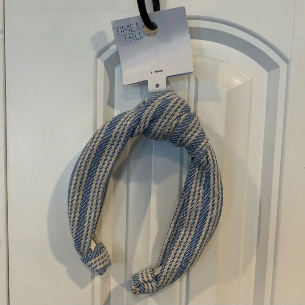 Time And Tru Blue And White Knot Headband